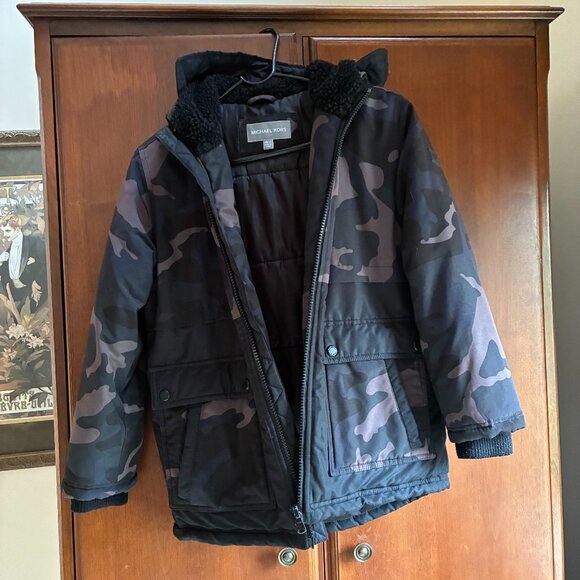 Michael Kors Camouflage Quilted Puffer Jacket Boys size 10/12 - Picture 1 of 8